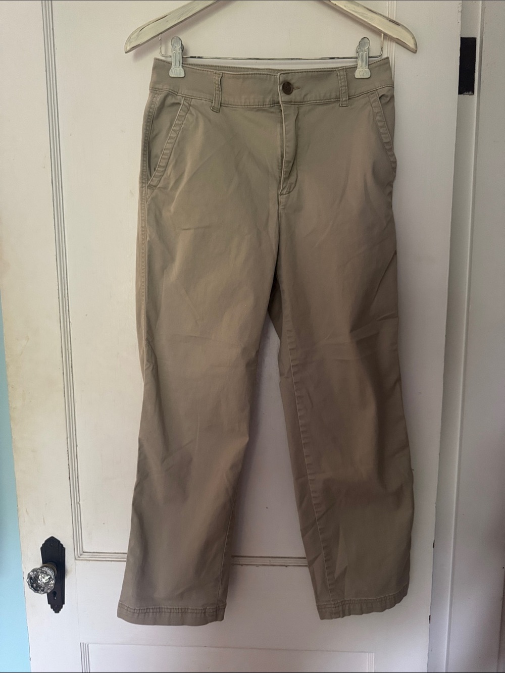 EUC GAP GIRLFRIEND KHAKI Straight-Leg Pants size 4